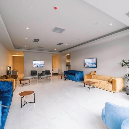 Orbi City Suite バトゥーミ エクステリア 写真