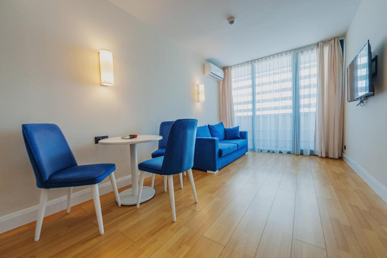 Orbi City Suite バトゥーミ エクステリア 写真