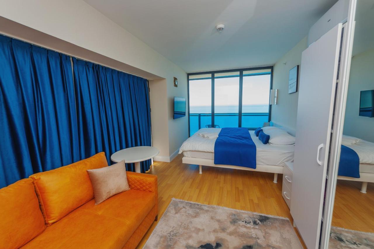 Orbi City Suite バトゥーミ エクステリア 写真