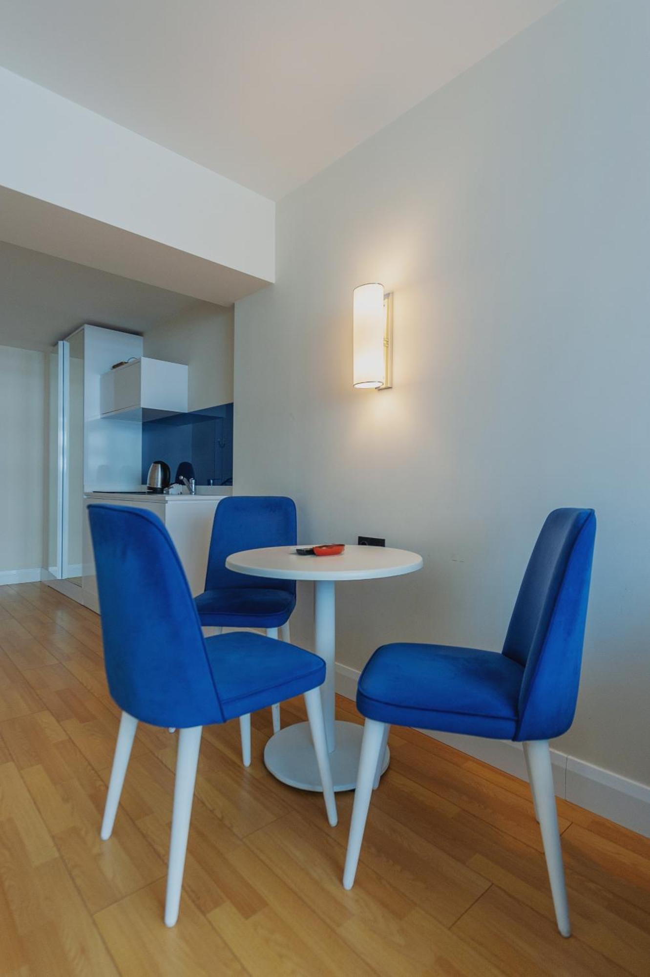 Orbi City Suite バトゥーミ エクステリア 写真